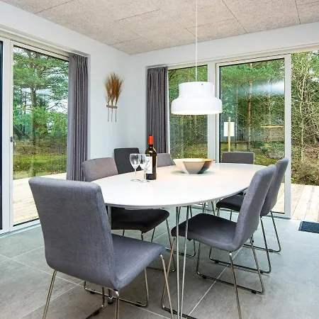 Luxury Retreat With Sauna Vakantiehuis Sønderby