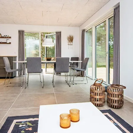 Luxury Retreat With Sauna - By Traum