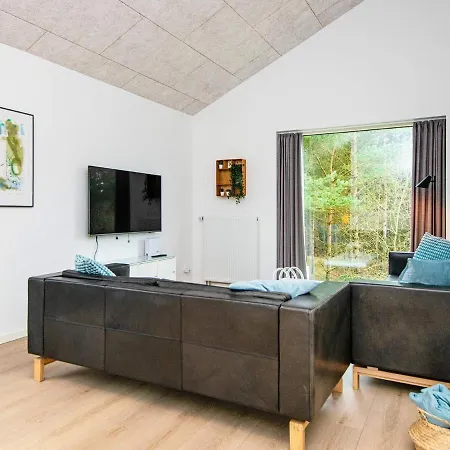 Luxury Retreat With Sauna Sønderby
