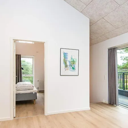 Luxury Retreat With Sauna Vakantiehuis