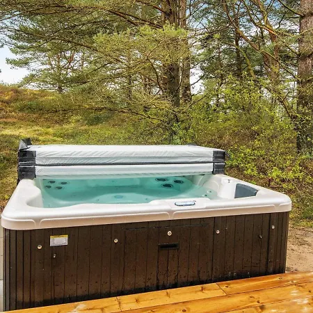 Luxury Retreat With Sauna - By Traum Dom wakacyjny